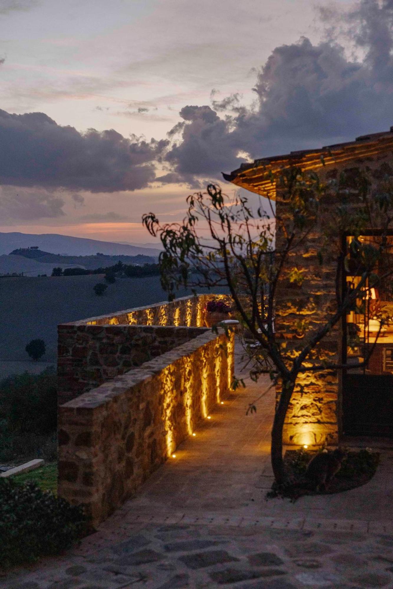 Agriturismo Poggio Il Castellare Montalcino Exterior photo